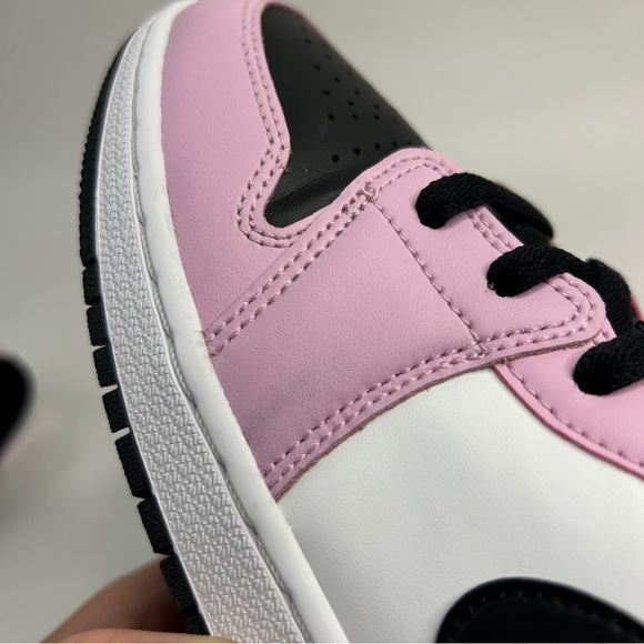 Nike Air Jordan 1 Retro Low GS “Light Artic Pink” 2023 - Picture 8 of 9